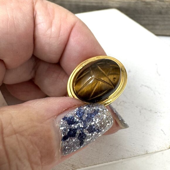 Vintage Goldtone Tigers Eye Scarab Tie Tack Pin - Picture 1 of 5